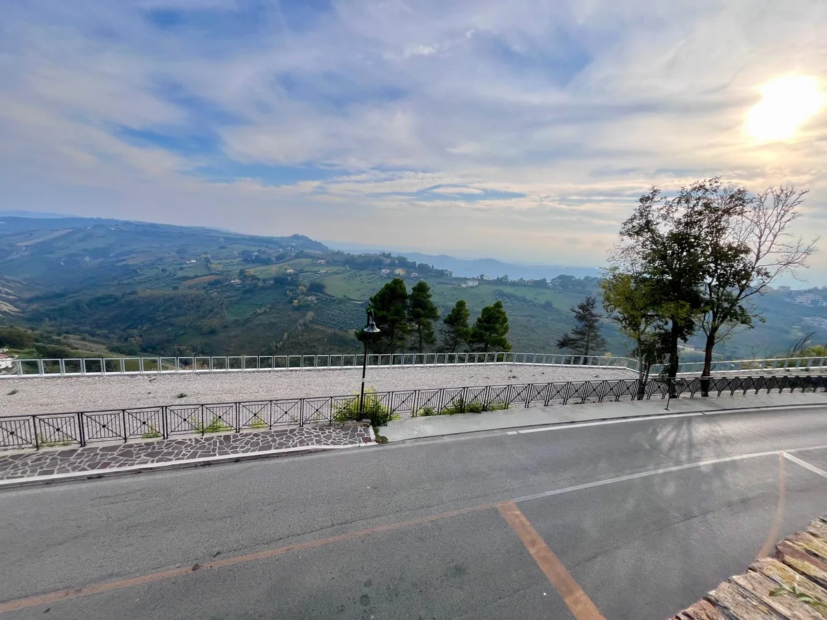 Nuovo parcheggio Via Santucci: Prospettiva Atri propone un hub di mobilità sostenibile e fotovoltaico