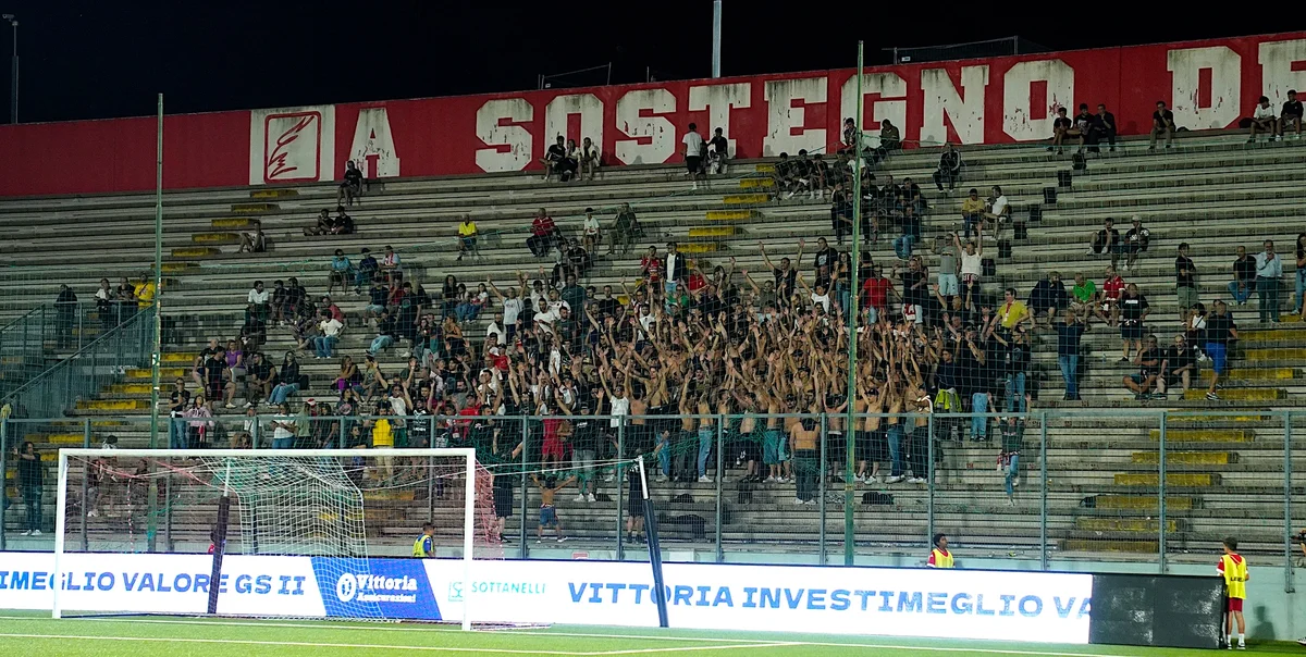 Calcio D/F, Teramo: contro la Sammaurese "L'abbonato porta un amico"