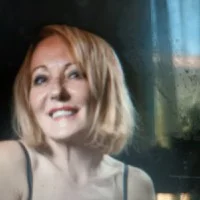 Provinciali, borghesi del ... è l'ultimo romanzo di Clara Terribile