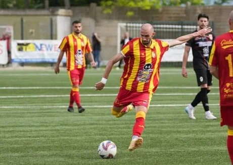 Calcio Eccellenza: Donatangelo lascia il calcio giocato ma non la Santegidiese