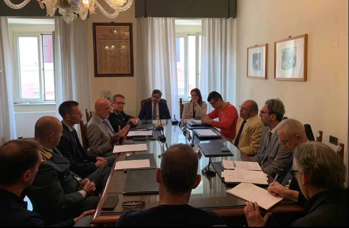 Forze dell'ordine aggredite da 30 ultrà dopo Roseto-Pesaro