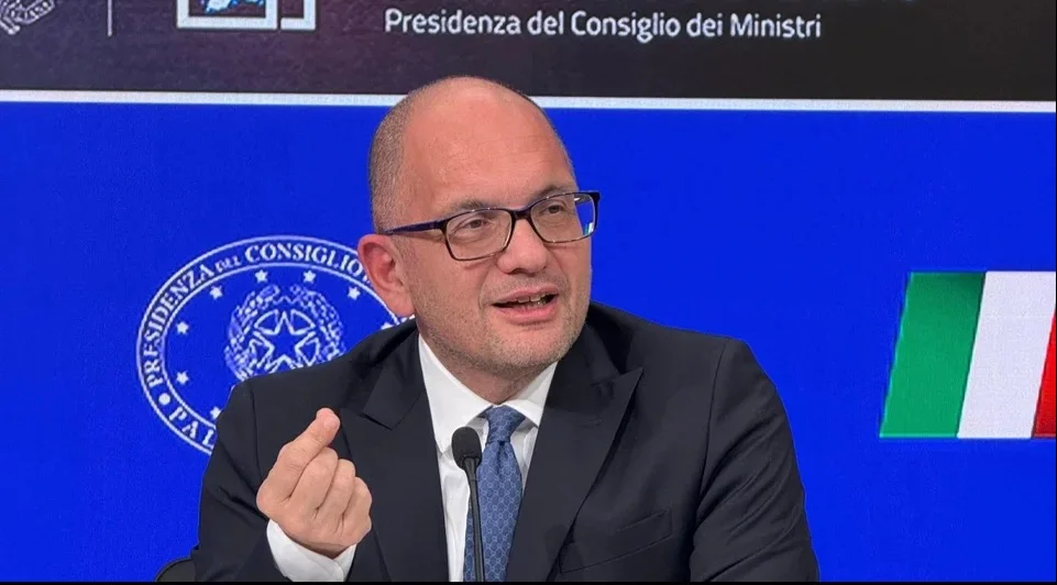 Calamità, Castelli: "Necessita governance contro la frammentazione amministrativa"