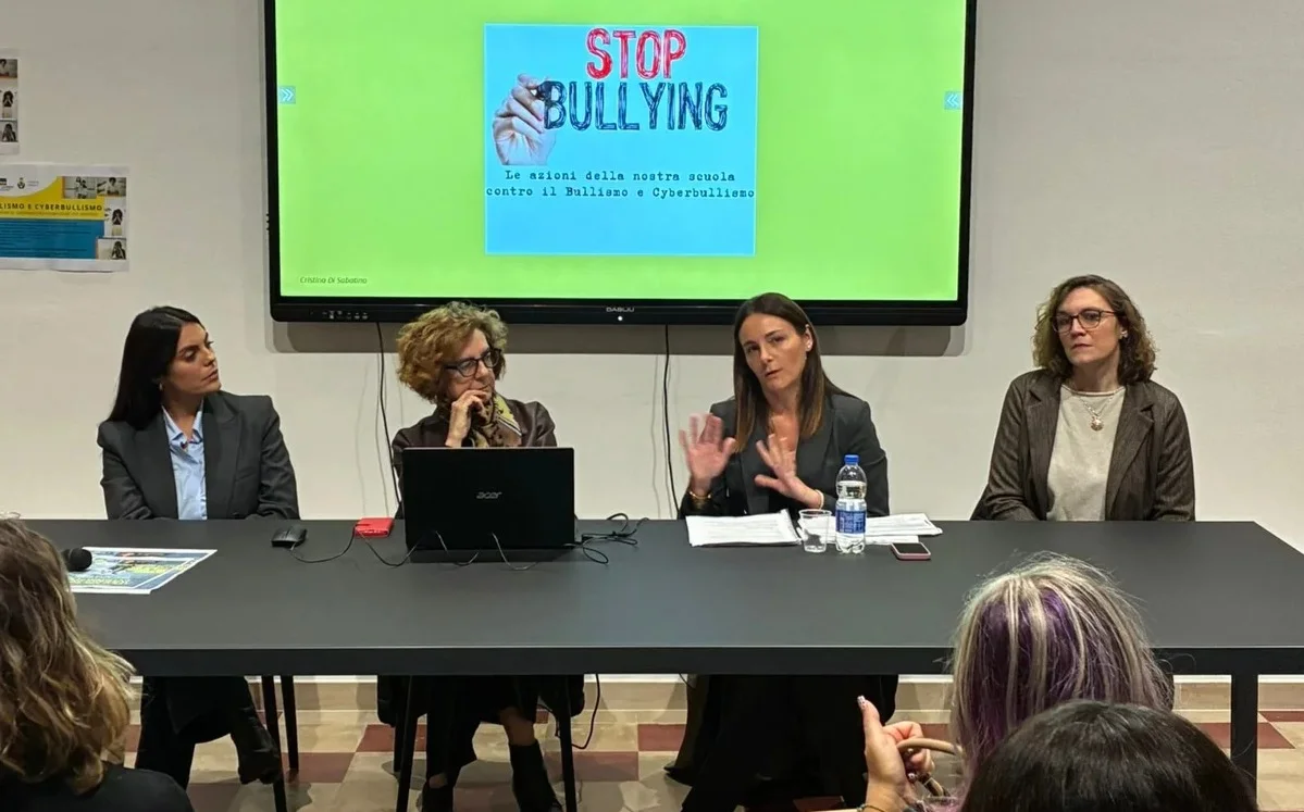 Bullismo e cyberbullismo, gran successo per l'incontro di formazione a Giulianova