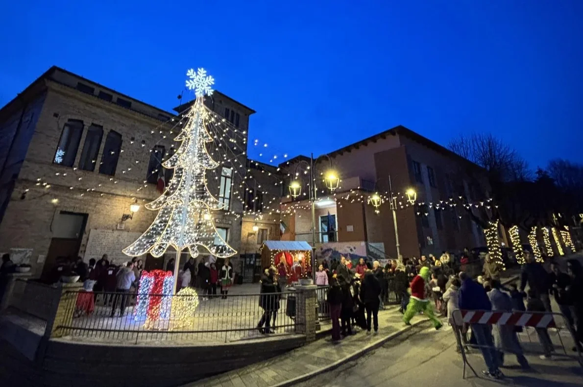 FOTO | Inaugurato il Villaggio di Babbo Natale ad Ancarano