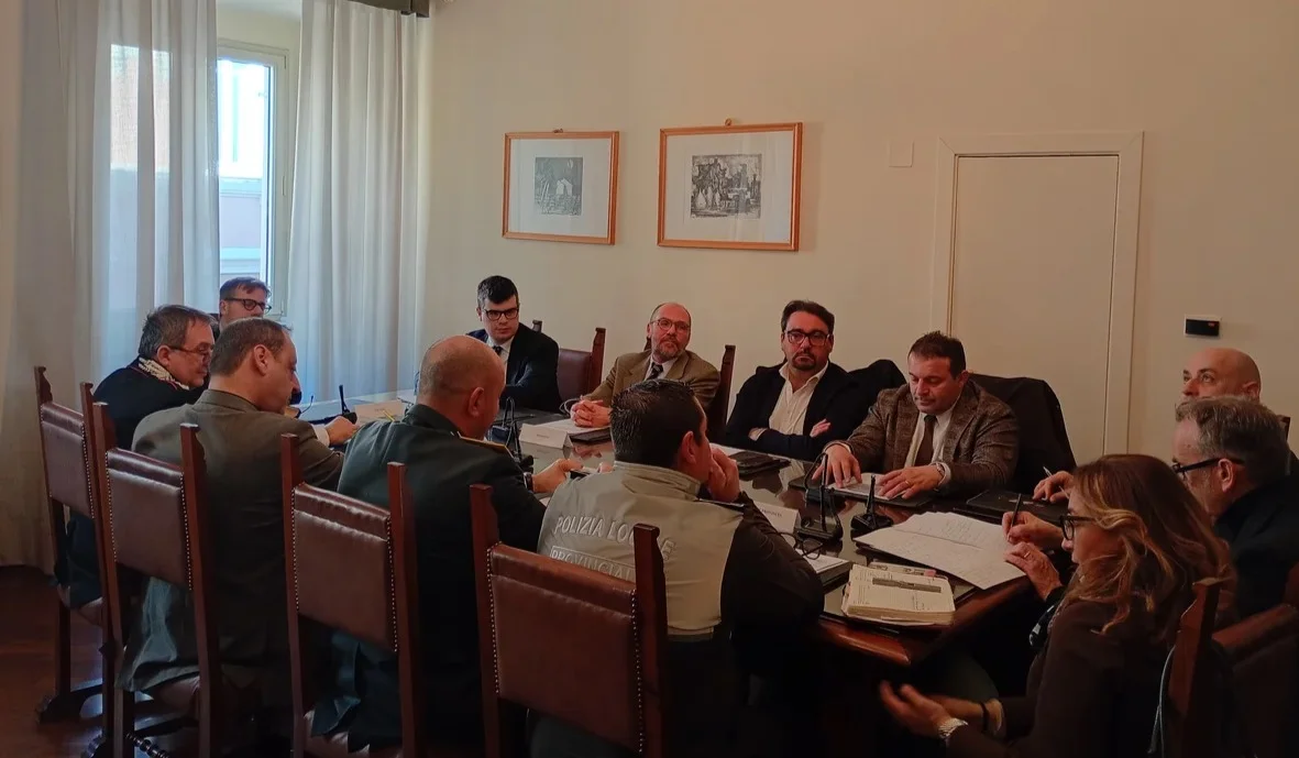 Teramo città sicura per la prefettura e il sindaco: nuova illuminazione a Villa Mosca