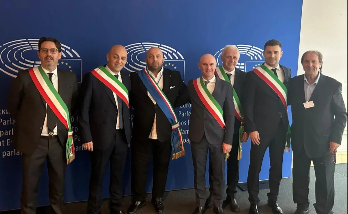 Unione dei Comuni a Bruxelles per il riconoscimento di Comunità dello Sport '26