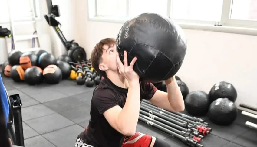 FOTO | CrossFit, il 14enne Enzo Di Simone trionfa nella Winter Challenge