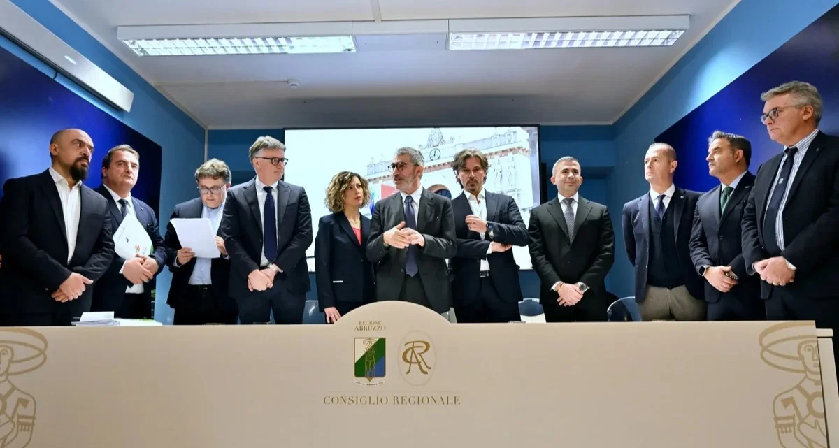 Bilancio regionale, nessuna strategia per il futuro dell'Abruzzo dal centrodestra