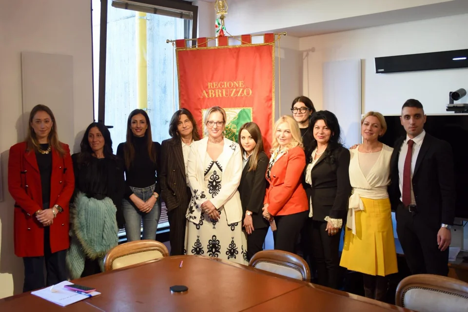 Commissione Pari Opportunità. Pestilli su siti sessisti: "Donne vittime anche in Abruzzo. Stop alle umiliazioni online"
