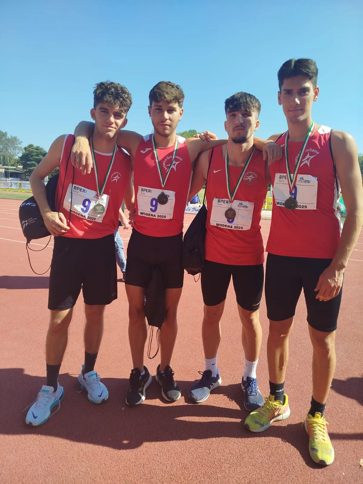 Atletica Gran Sasso: record regionale della 4 x 400 Allievi ai Campionati di Società Allievi a Modena