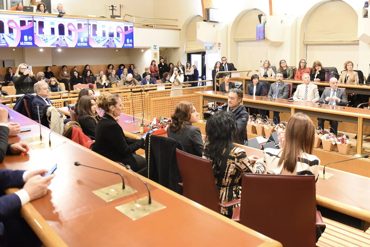 FOTO | La forza delle donne all'Emiciclo: narrate tante bruttissime vicende