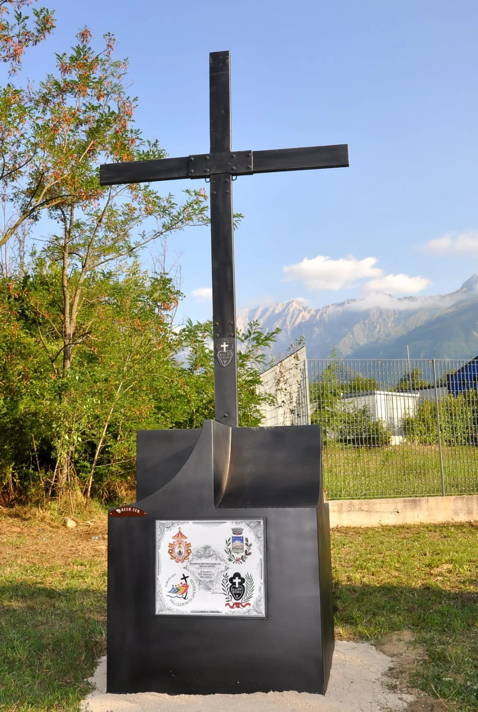 Innalzamento della "Croce della Passione" a San Gabriele. Sabato l'inaugurazione e la benedizione