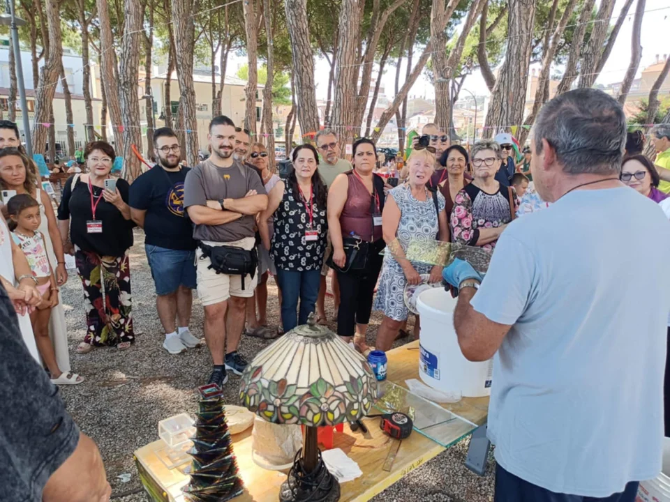 Pineta degli Artisti alla Celommi, un’intera giornata dedicata alla creatività