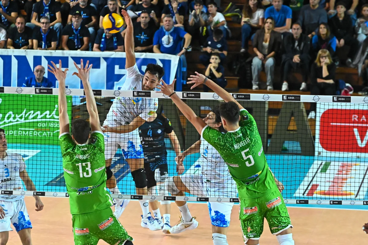 Volley A2, l'ABBA Pineto non si ferma più: Macerata battuta 3-0