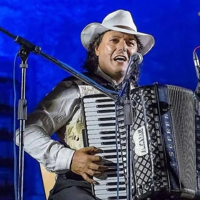 Il messaggio universale della musica rom: l’Alexian Group di Santino Spinelli fa tappa a Grosseto