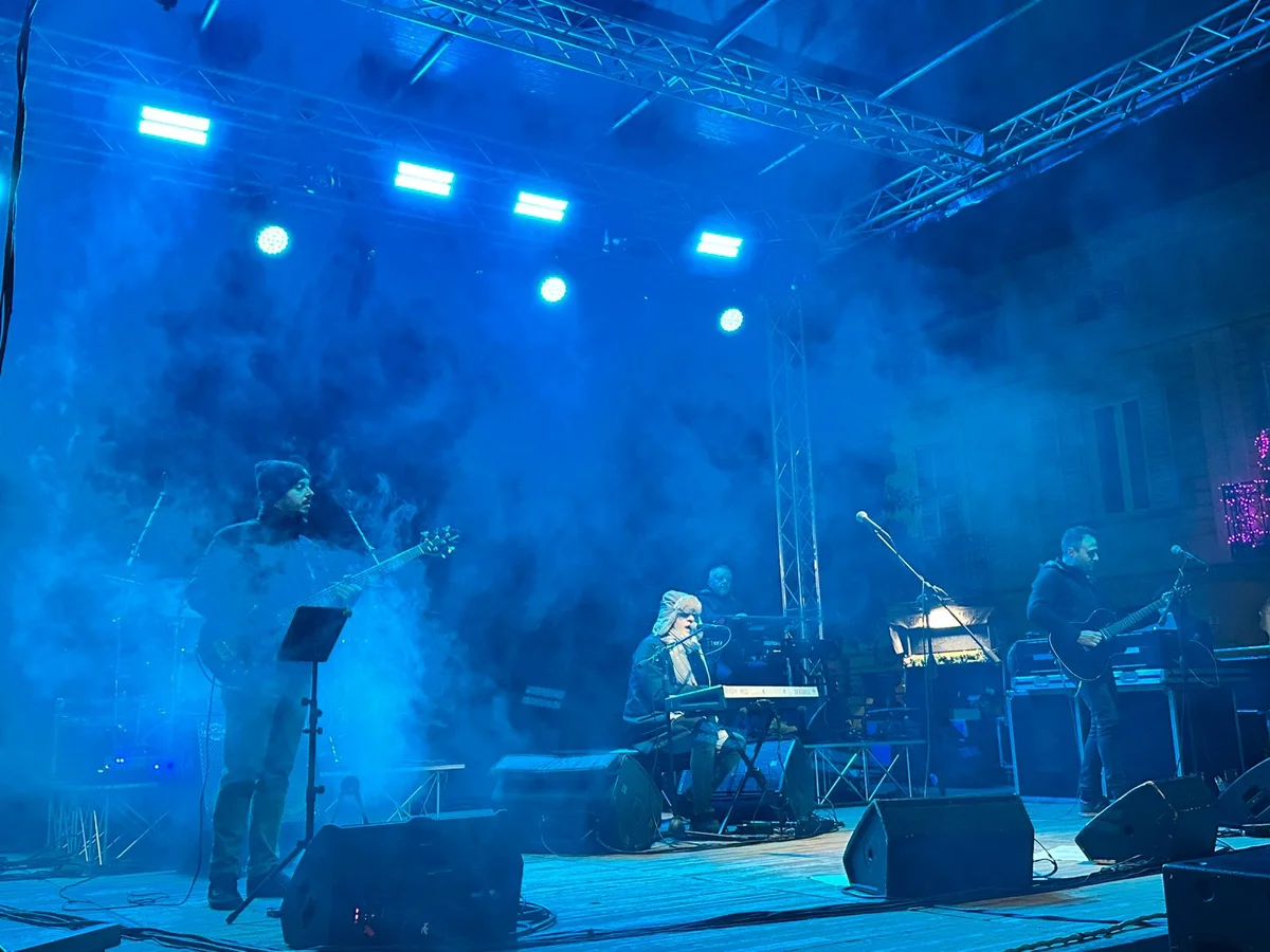 FOTO | Notte dei Faugni: oltre 10.000 persone tra concerti, spettacoli e tradizione