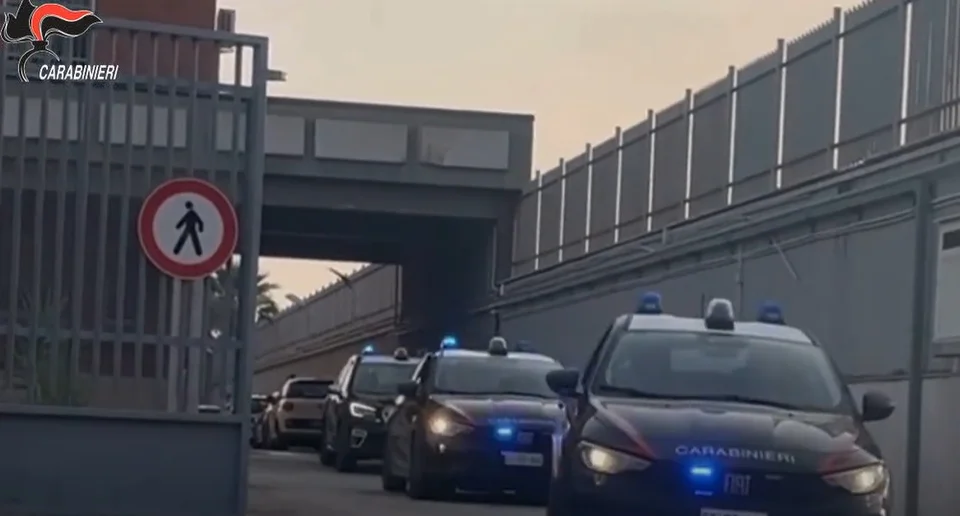 VIDEO | Riciclaggio auto, finivano in Puglia i veicoli rubati anche in Abruzzo. Smantellati due gruppi criminali