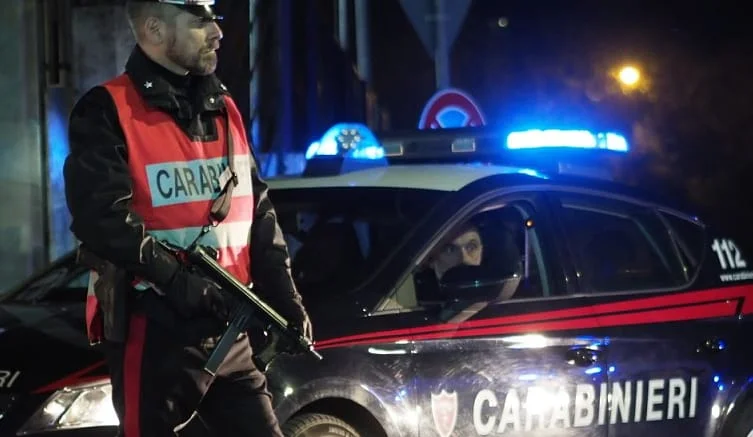Femminicidio a Lettomanoppello: uccide a colpi di pistola l'ex moglie