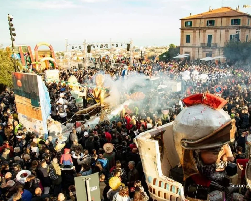 Gran Carnevale Giuliese: sei i carri allegorici che sfileranno in centro storico