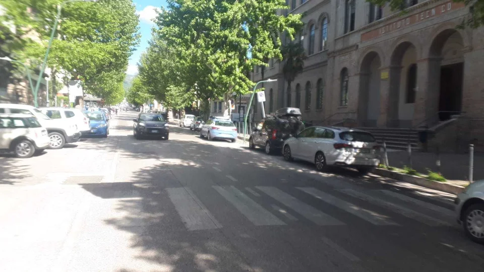 Macroarea 1 su manutenzione Viale Bovio, 5G e sicurezza stradale: "Se amministrazione non ci ascolta andremo da Prefetto"