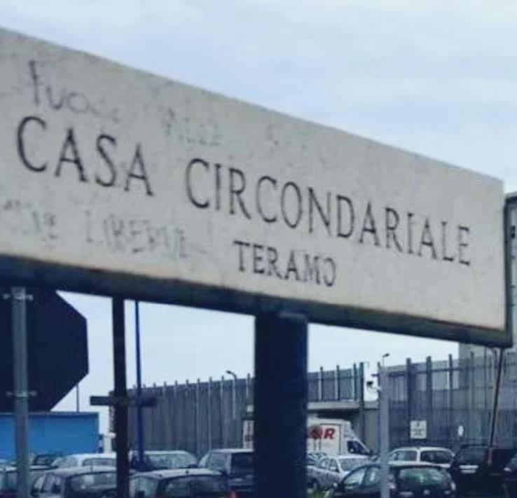 Tragedia in carcere: 25enne trovato morto a Castrogno