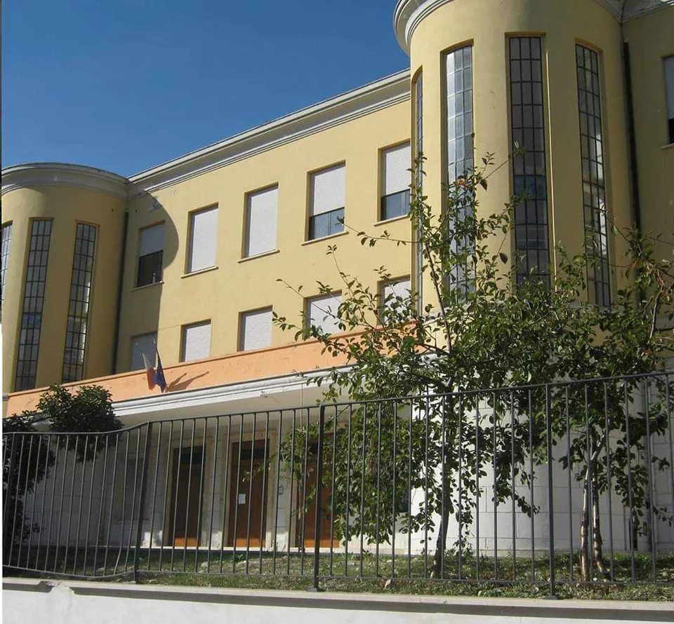 I.C. di Atri, segni di deterioramento strutturale e sicurezza a rischio