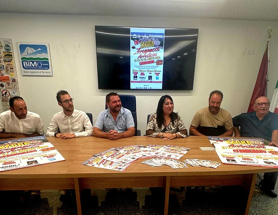 FOTO | Sagra delle Fregnacce e Arrosticini, a Cermignano la 18^ edizione da giovedì a domenica