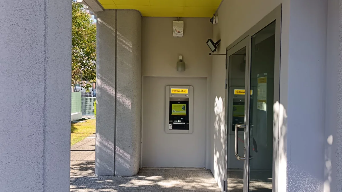 Poste, installato ad Ancarano un Atm di nuova generazione