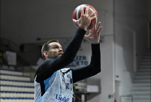 Basket A2, la Liofilchem batte Rieti (83-79) e sale a quota 4 in classifica