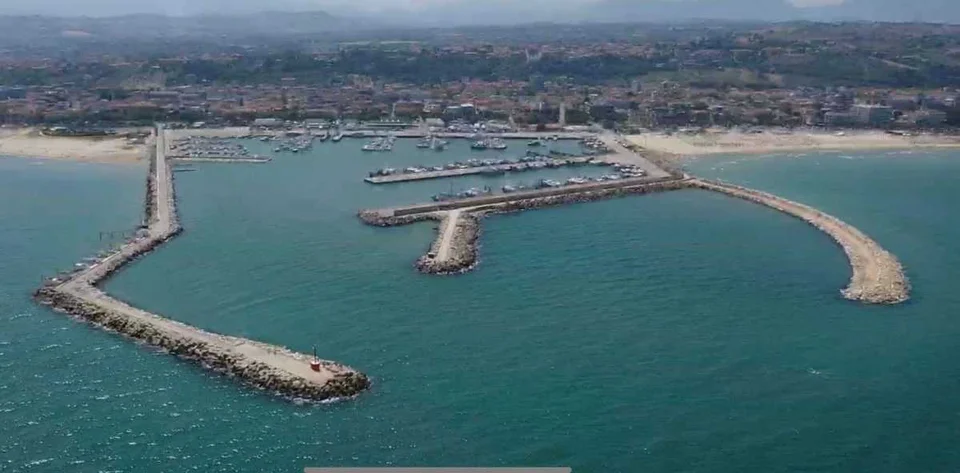 Porto di Giulianova, mozione del Cittadino Governante contro l'aumento dei caliscendi