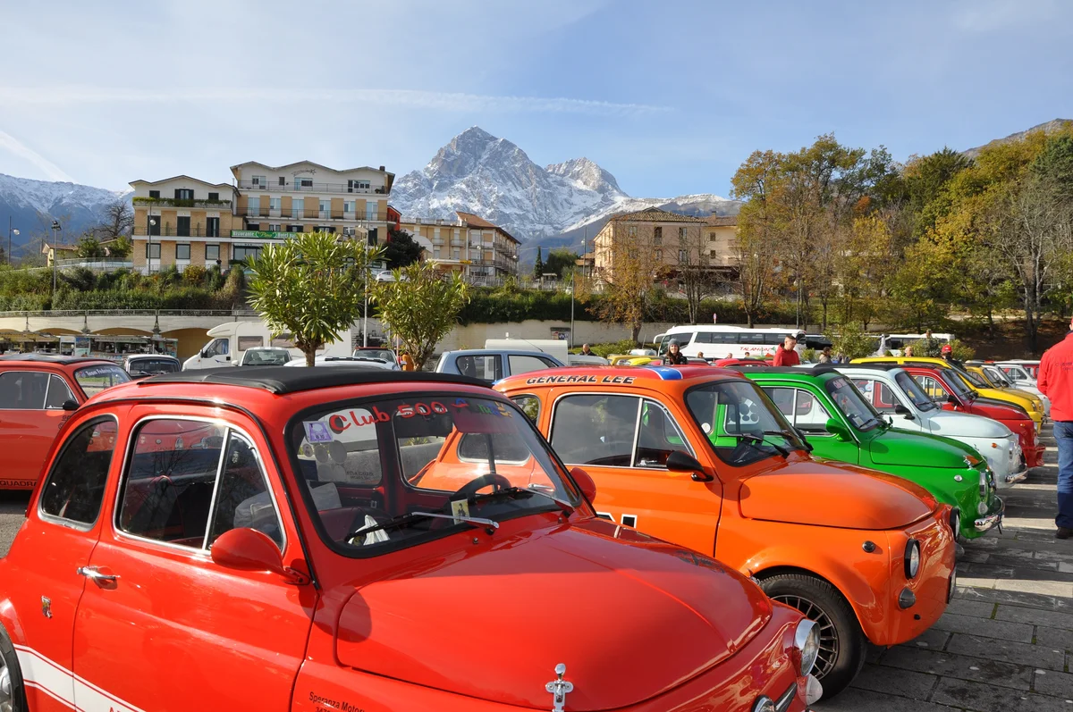 Raduno nazionale dei Club Fiat 500, domenica al santuario di San Gabriele