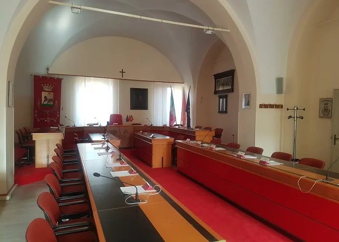 Bilanci di Giulianova, Cittadino Governante: "Figuraccia di Costantini di fronte al TAR"