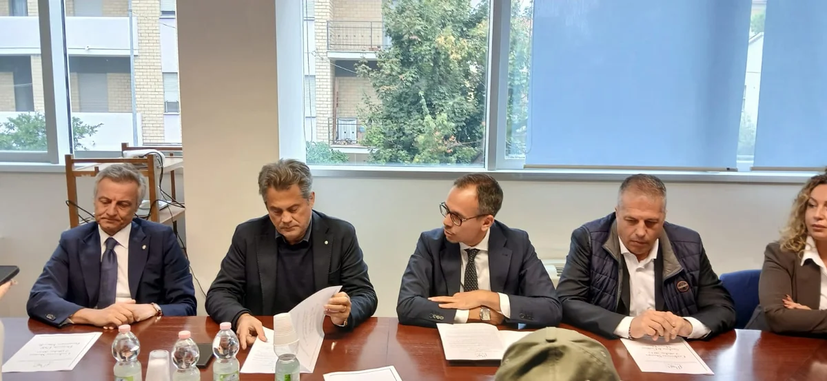 FOTO E  VIDEO | Ricostruzione Ater, via ai lavori in un edificio a Pagliaroli di Cortino. Riconsegna a primavera 2027