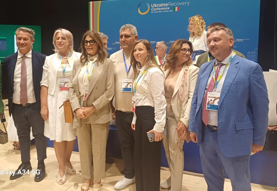 Partenariato culturale tra Silvi e le città ucraine Mena e Trostyanets, firmato il protocollo