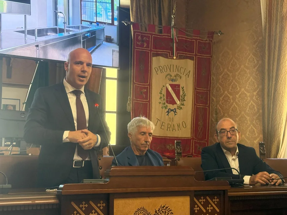 VIDEO | Delfico, Marcozzi: "La scuola non era da chiudere, non è a rischio crollo"