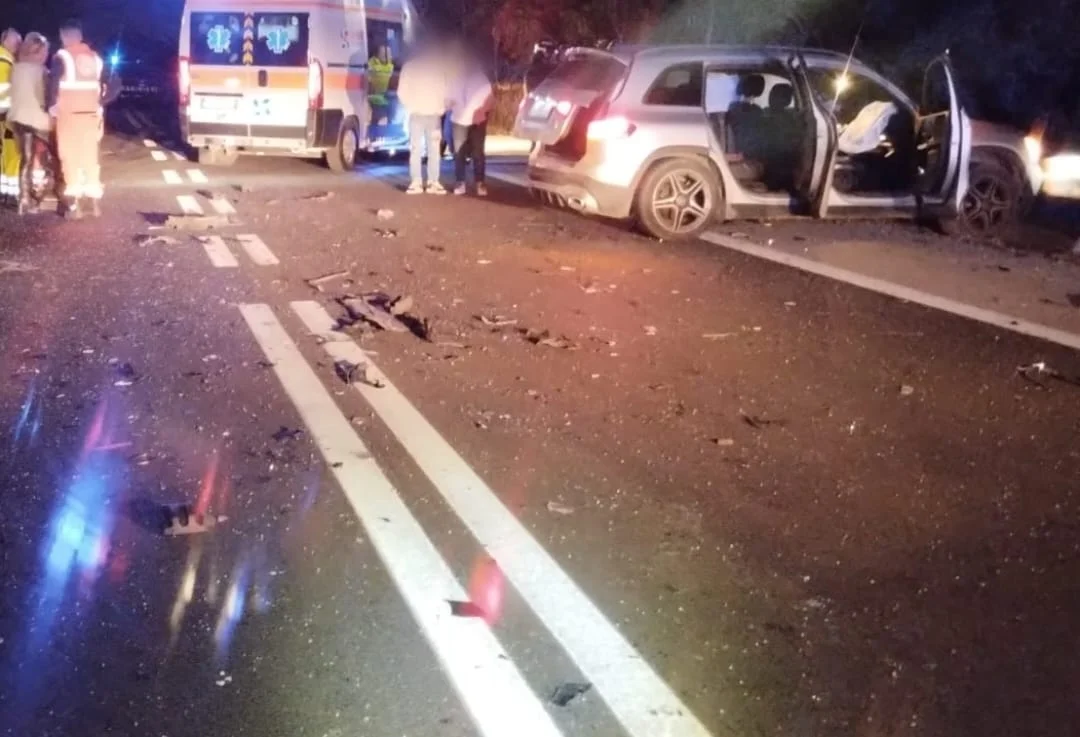 Scontro tra due auto a Martinsicuro, muore 46enne, ferito un bambino di 11 anni
