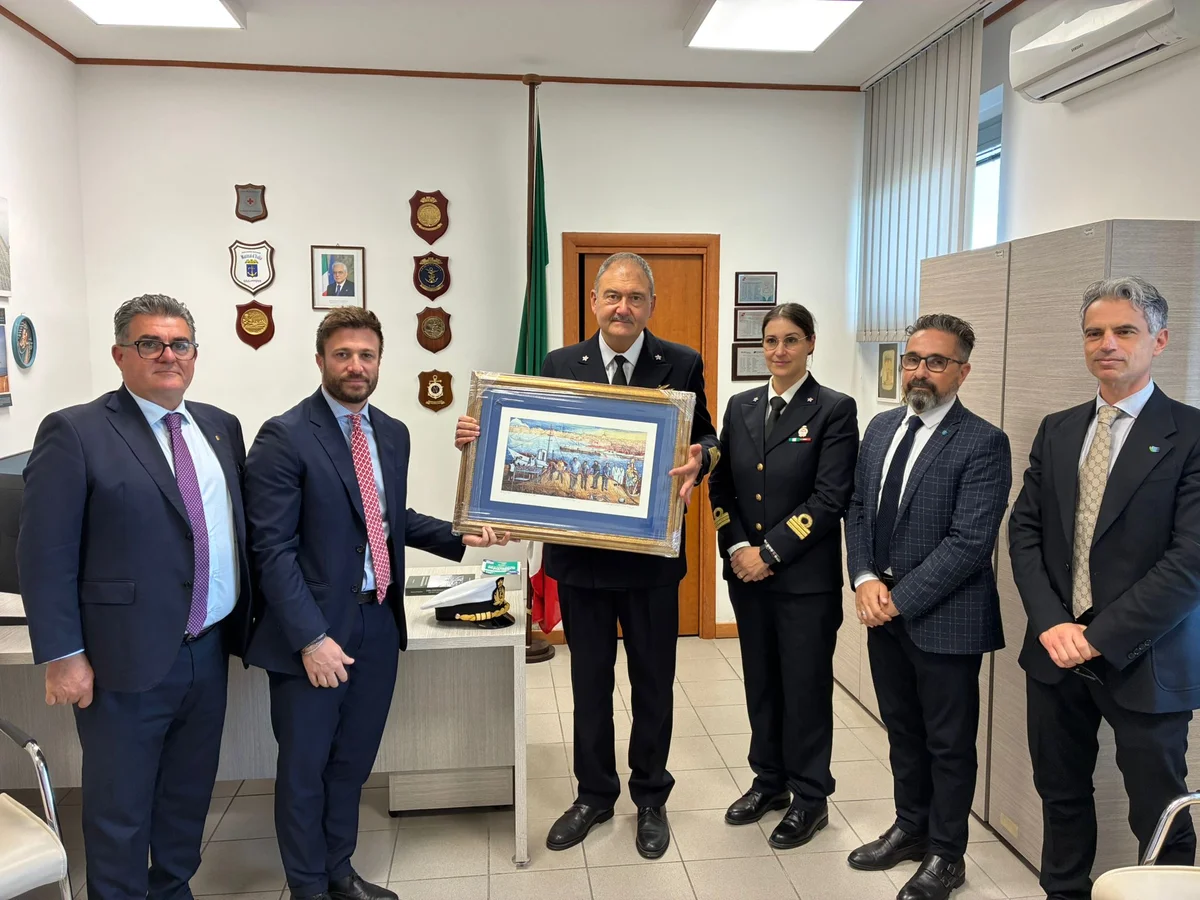 Visita a Giulianova del nuovo Direttore Marittimo di Pescara, Capitano di Vascello Daniele Giannelli