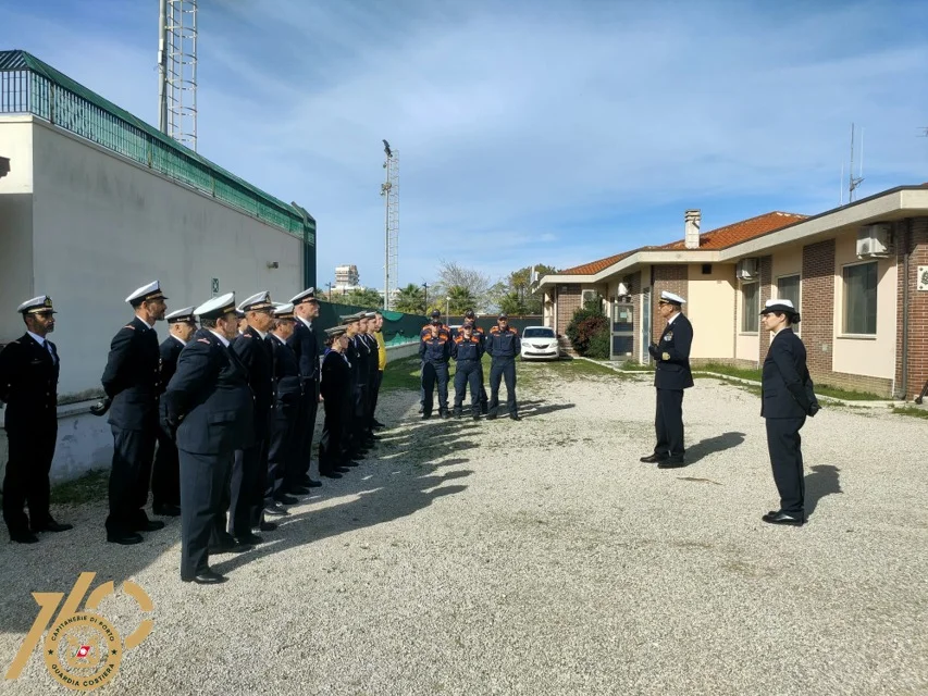 Guardia Costiera, visita del direttore marittimo di Pescara all'UC di Giulianova