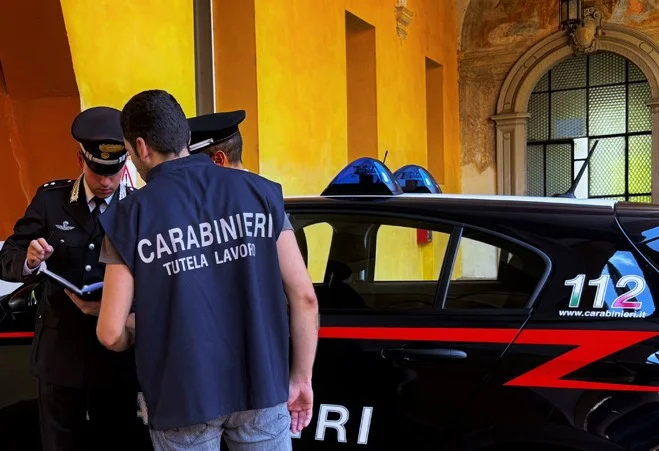 Controlli carabinieri, a Sant'Egidio denunciato il titolare di un bar