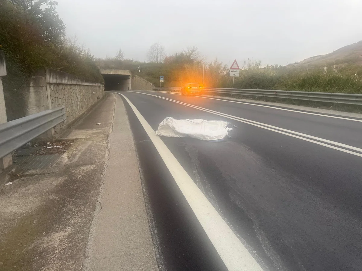 FOTO | Big bag lungo la Teramo-Mare: fare attenzione