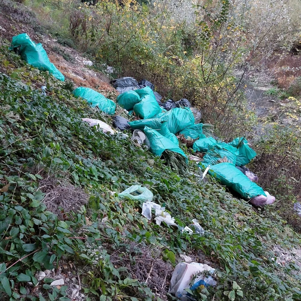 FOTO | Bonificata la discarica abusiva a Carapollo, segnalata da Teramo Vivi Città