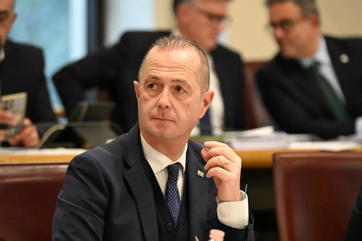 Di Marco su emendamenti bocciati: "Schiaffo in faccia a territori, Comuni, coppie e zootecnia"