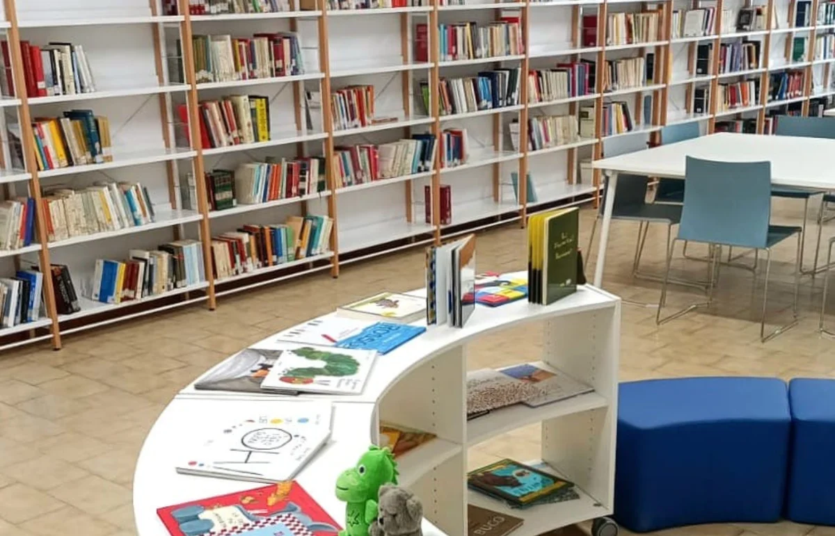 Riapre la Biblioteca comunale di Martinsicuro, spazi rinnovati e un evento per i più piccoli