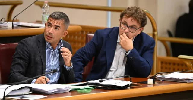 Grande distribuzione, in Commissione emerge il caos della destra