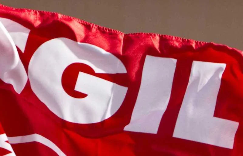 Contro l'economia di guerra la mobilitazione della Flc Cgil Abruzzo e Molise
