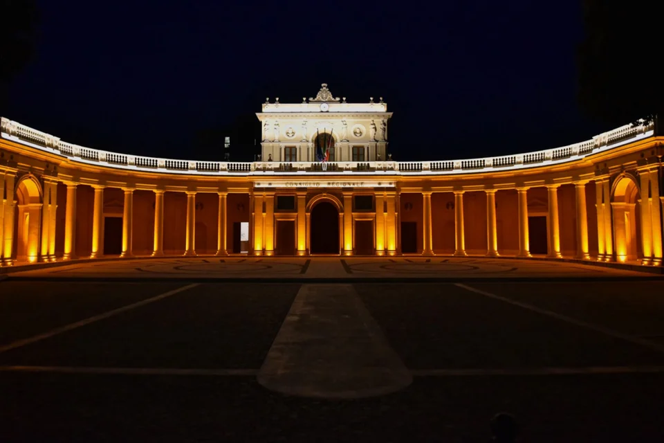 Giornata per la sicurezza delle cure, Palazzo dell’Emiciclo s’illumina di arancione
