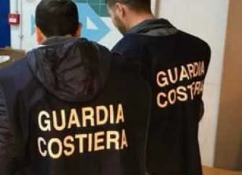 Guardia costiera: 30 illeciti amministrativi e 50.000 euro di sanzioni
