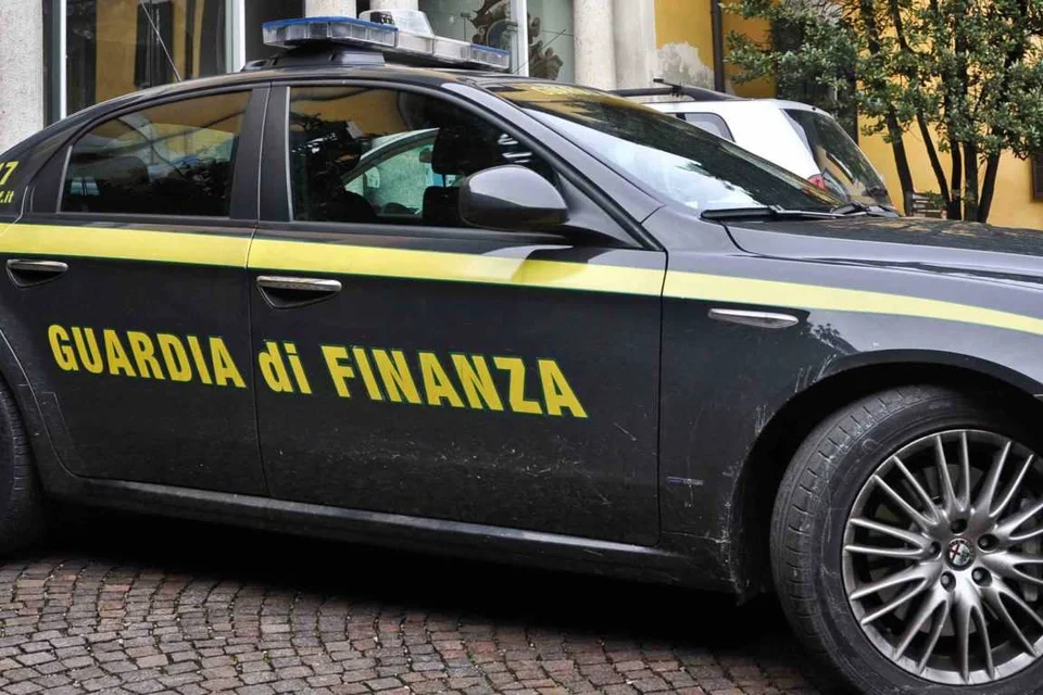 Ordinazioni di droga online, sequestrati 2,60 etti di hashish spediti dalla Spagna