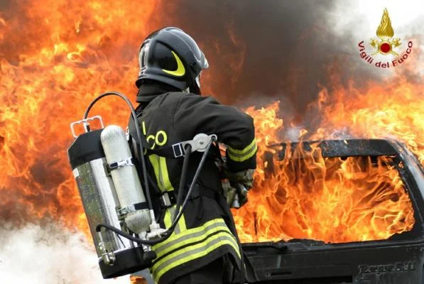 Incendiata una Panda in viale Orsini a Giulianova