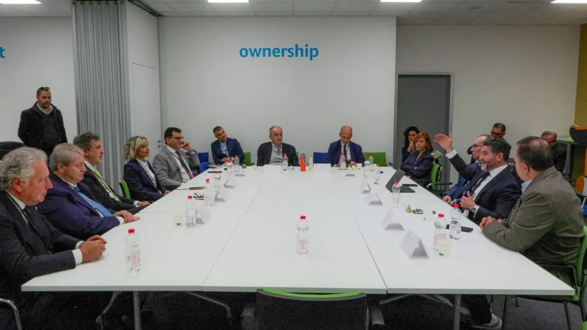 Abruzzo protagonista dell'innovazione, prima sperimentazione europea delle consegne con drone di Amazon